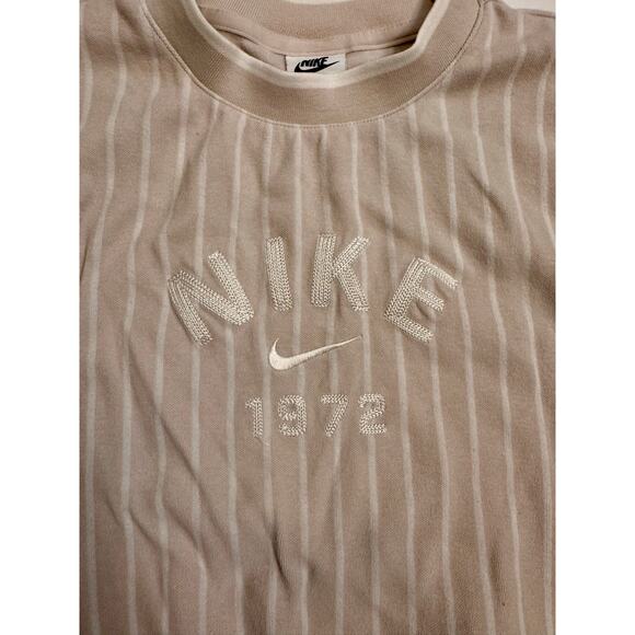 Women's Nike Sportswear Collection Muscle Knit Tank Top Size XS Loose Fit Tan - Picture 3 of 7